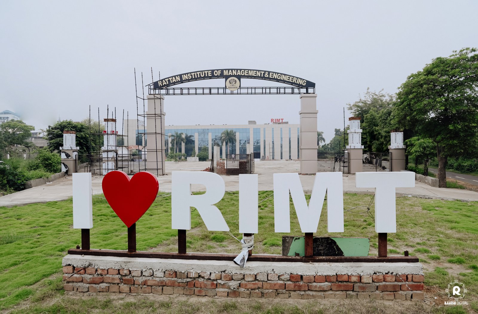 RIMT Campus Landmark Entrance