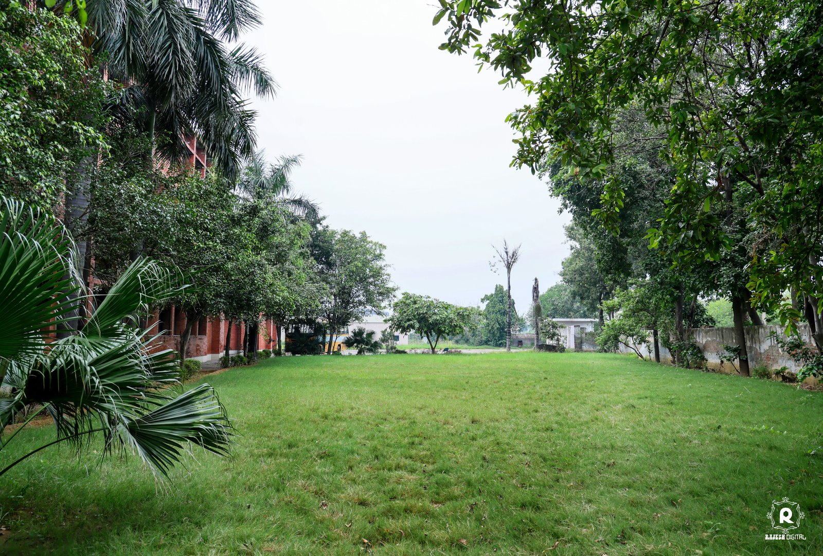 17.5-Acre Sprawling Green Campus